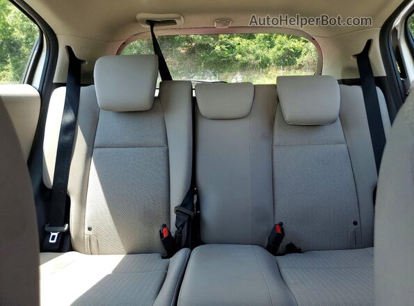 3CZRU5H32GM716326 2016 HONDA HR-V Silver Widok wnętrza z tyłu