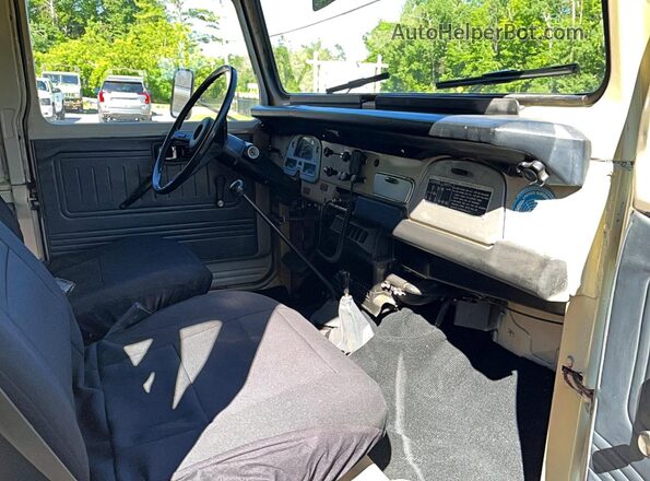 280634 1978 TOYOTA LAND CRUISER Бежевый Вид сзади
