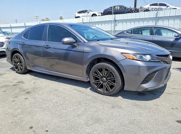 4T1B11HK8JU114612 2018 TOYOTA CAMRY Gray 