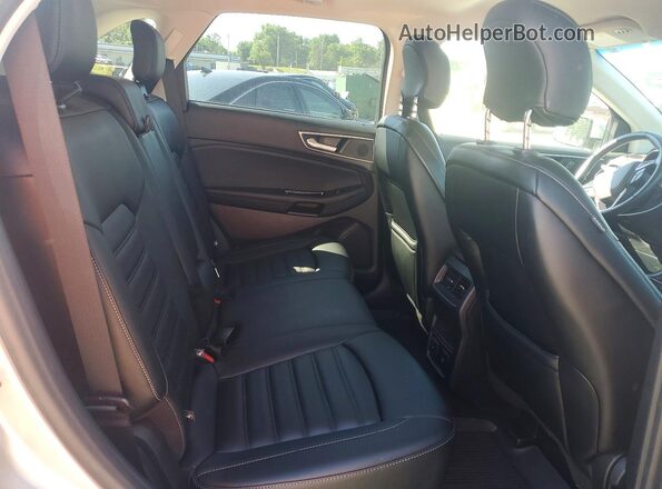 2FMPK4J97KBC06393 2019 FORD EDGE Silver 