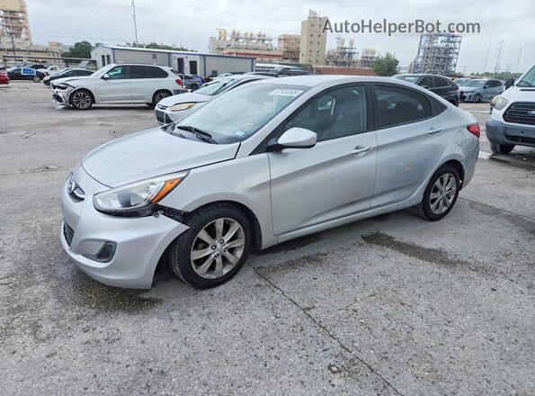 KMHCT4AE4GU942685 2016 HYUNDAI ACCENT Silver Rear left