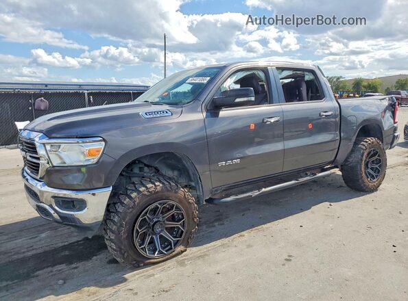 1C6SRFFT3LN125964 2020 RAM 1500 Gray Trasero izquierdo