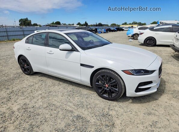 SAJAJ4FX7LCP60279 2020 JAGUAR XF White Widok z przodu