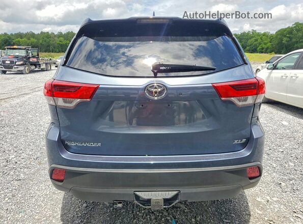 5TDKZRFH9KS326864 2019 TOYOTA HIGHLANDER Blue Front interior view