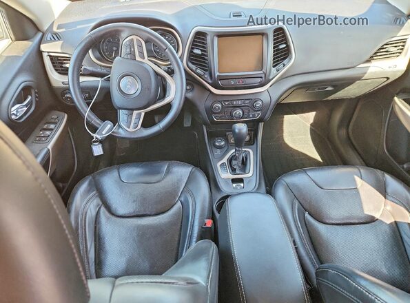 1C4PJMDS5HW598609 2017 JEEP CHEROKEE Белый Вид щитка приборов