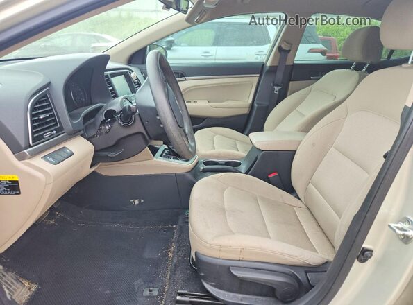 5NPD84LF8HH195426 2017 HYUNDAI ELANTRA Бежевый Вид панели приборов