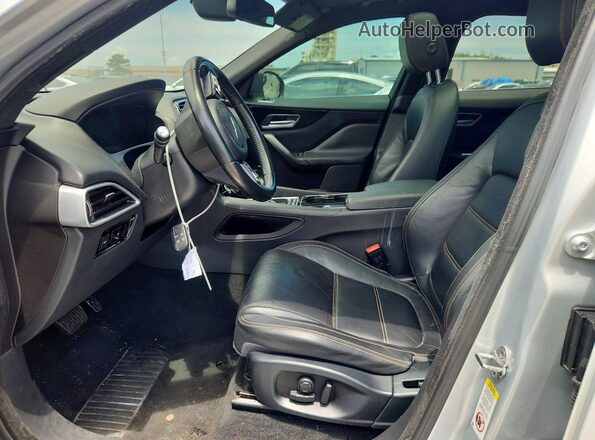 SADCK2BV1HA490048 2017 JAGUAR F-PACE Silver Widok deski rozdzielczej