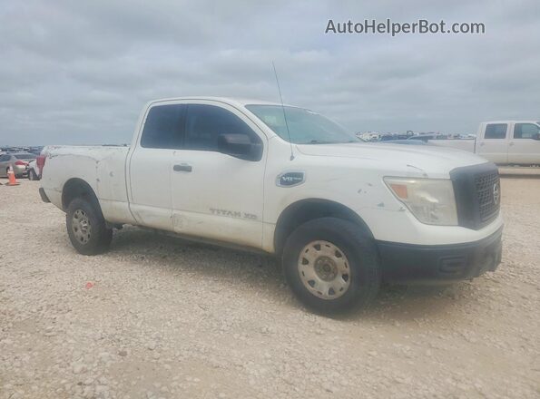 1N6AA1C32JN506699 2018 NISSAN TITAN White წინა ხედი