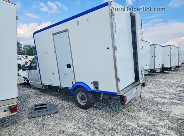 1FDWE3FK4PDD24976 2023 FORD ECONOLINE Белый Задняя правая четверть