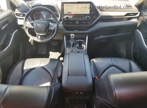 5TDKDRBH1PS020592 2023 TOYOTA HIGHLANDER Silver Vista del cuadro de instrumentos