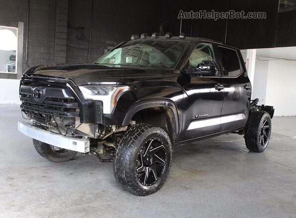 5TFLA5DB6RX136222 2024 TOYOTA TUNDRA Черный Задняя правая четверть