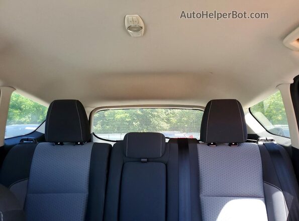 1FMCU9GDXHUE04079 2017 FORD ESCAPE Red Rear interior view