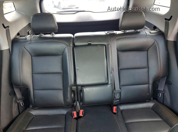 3GKALVEX0KL259631 2019 GMC TERRAIN White Սալոնի հետևի տեսք