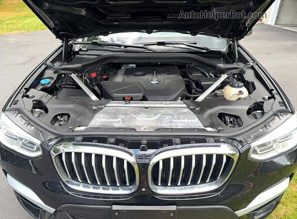5UXTR9C52JLC73490 2018 BMW X3 Black Առջևի վահանակի տեսք