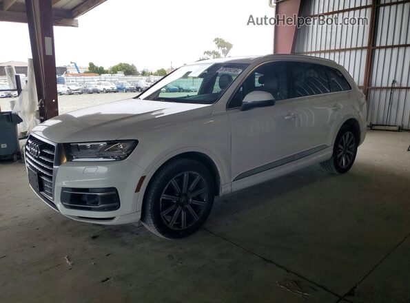 WA1LAAF7XJD012990 2018 AUDI Q7 White 