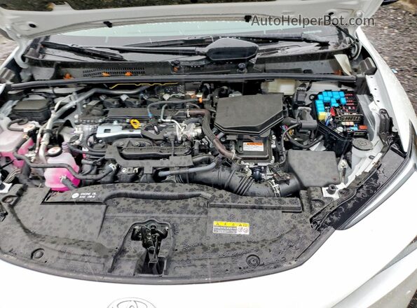 JTDACAAU4T3076715 2026 TOYOTA PRIUS White Vista del compartimento del motor