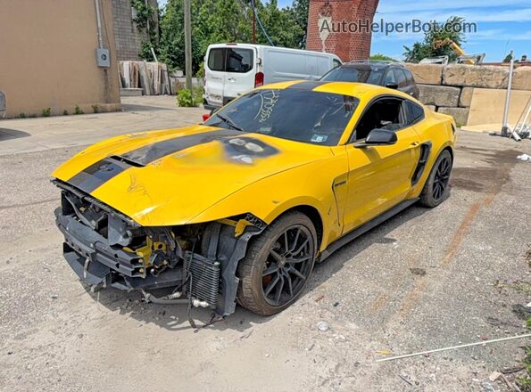1FA6P8JZXG5520579 2016 FORD MUSTANG Yellow Задня права чверть