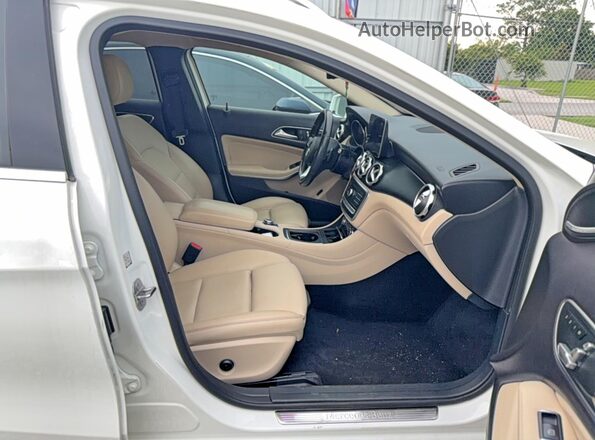 WDCTG4GB6KJ590820 2019 MERCEDES-BENZ GLA-CLASS White 