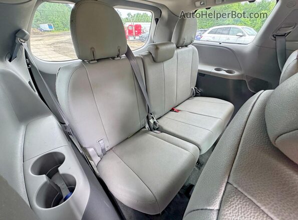 5TDDZ3DC2HS167093 2017 TOYOTA SIENNA Gray Vista de la etiqueta del VIN