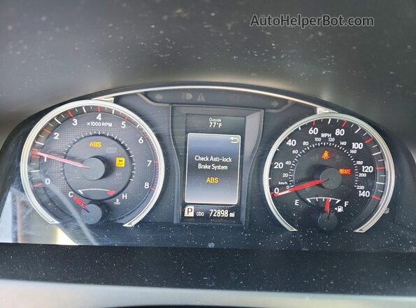 4T1BF1FK0HU421898 2017 TOYOTA CAMRY Silver 