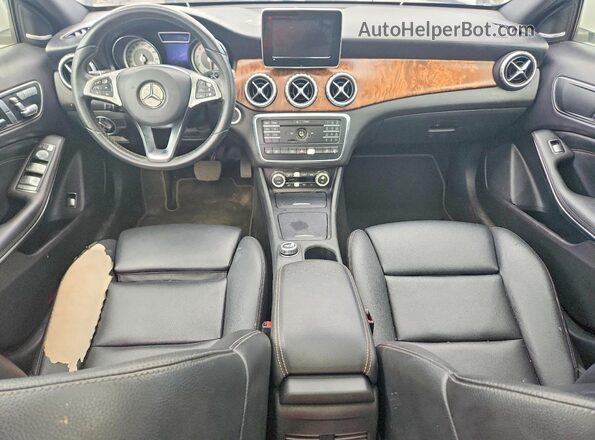 WDCTG4GB6GJ201701 2016 MERCEDES-BENZ GLA White Instrument cluster view