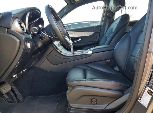 W1N0G8DB2NV350271 2022 MERCEDES-BENZ GLC-CLASS Gray Widok deski rozdzielczej