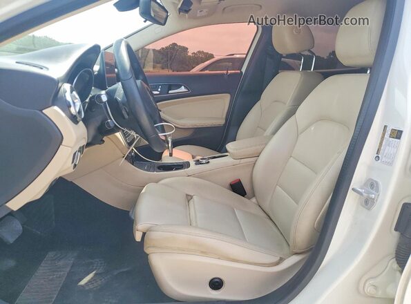 WDCTG4GB5JJ464169 2018 MERCEDES-BENZ GLA Белый 