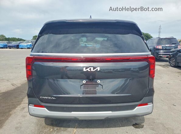 KNDNB5K38T6584654 2026 KIA CARNIVAL Black Widok wnętrza z przodu