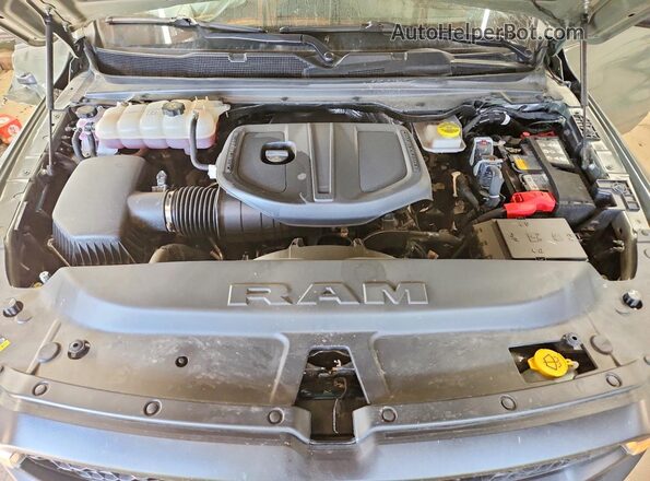 1C6SRFLP1TN264773 2026 RAM 1500 Зеленый Вид подкапотного пространства