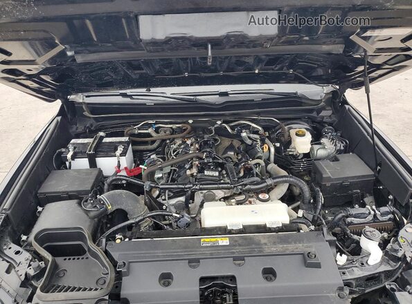 3TMKB5FN5SM032557 2025 TOYOTA TACOMA Black Vista del compartimento del motor