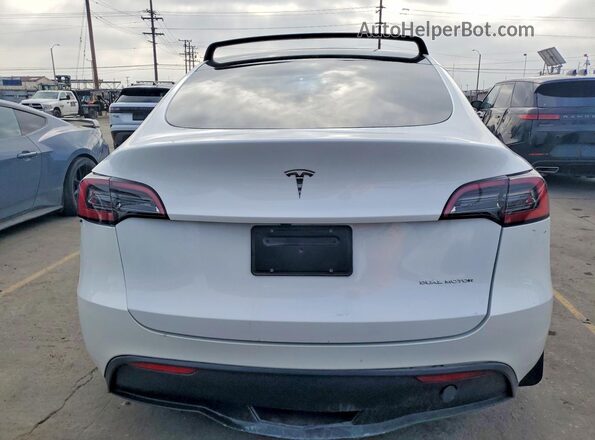 7SAYGAEE1PF881184 2023 TESLA MODEL White 