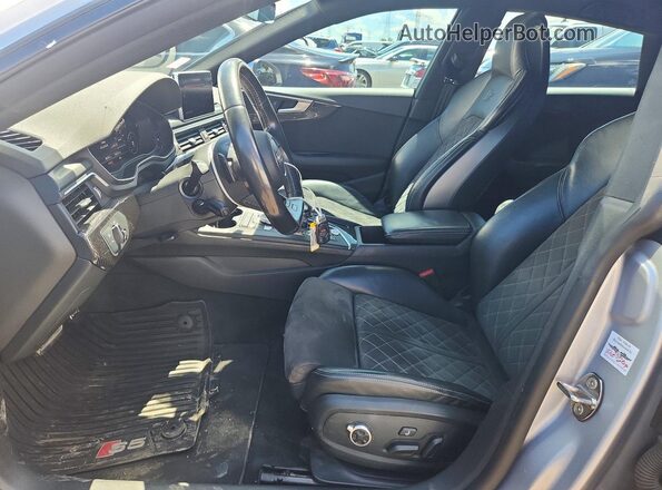 WAUB4CF55JA012347 2018 AUDI S5 Silver Dashboard view