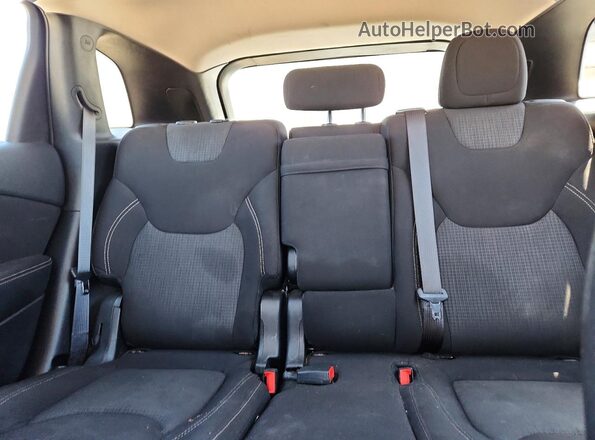 1C4PJLCB5HW540382 2017 JEEP CHEROKEE Черный Вид задней части салона