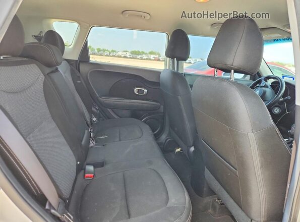 KNDJP3A5XK7648743 2019 KIA SOUL Silver 