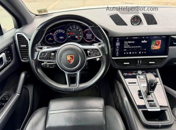 WP1AA2AY1LDA03762 2020 PORSCHE CAYENNE White Vista de los asientos traseros