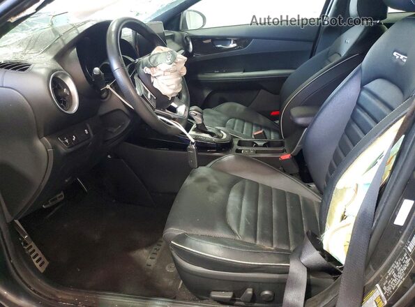 3KPF54AD8RE780113 2024 KIA FORTE Charcoal Vista del salpicadero