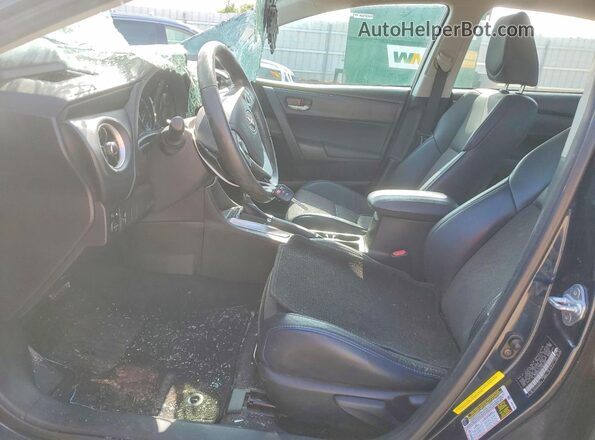 5YFBURHE9HP625998 2017 TOYOTA COROLLA Blue Вид панелі приладів