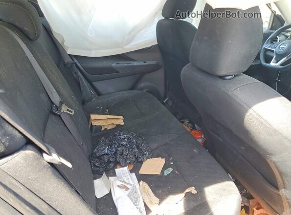 3N1CP5CV9RL557182 2024 NISSAN KICKS Gray Vista interior trasera