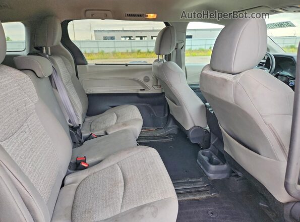 5TDKRKEC7MS023033 2021 TOYOTA SIENNA Brown 