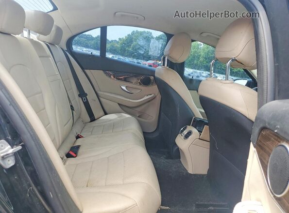 55SWF4JB4HU222472 2017 MERCEDES-BENZ C-CLASS Black Вид задньої частини салону