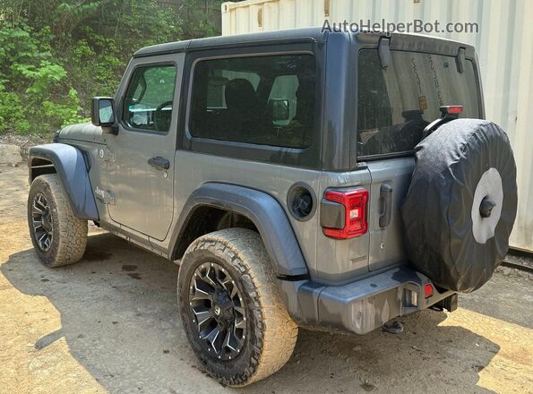1C4GJXAN7JW221947 2018 JEEP WRANGLER Gray Delantero derecho