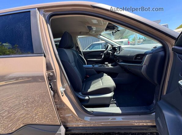 5N1BT3BA8SC776011 2025 NISSAN ROGUE Brown Rear view