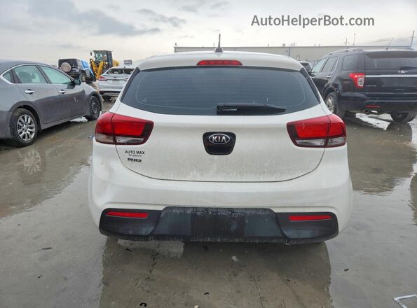 3KPA25AB0JE092201 2018 KIA RIO White Vista interior delantera