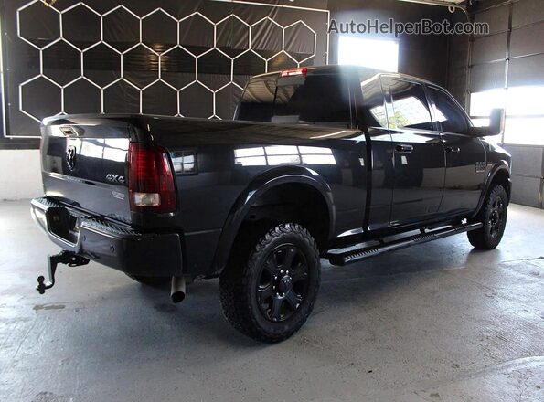 3C6UR5NJ1JG192443 2018 RAM 2500 Black Front right