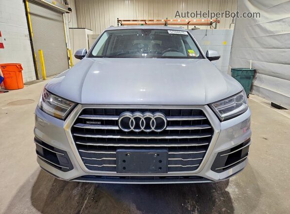 WA1LAAF79HD042993 2017 AUDI Q7 Silver Вид ззаду