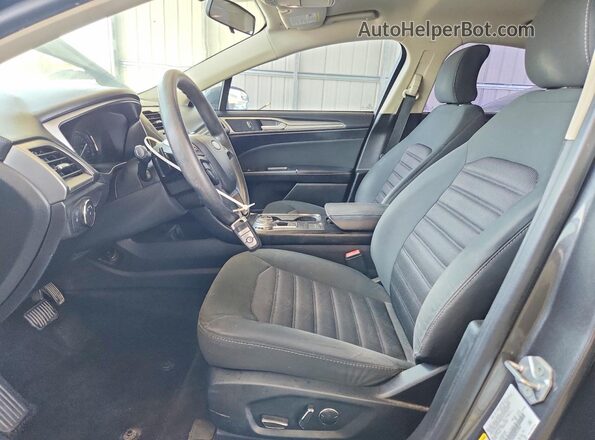 3FA6P0HD8JR137045 2018 FORD FUSION Gray წინა პანელის ხედი