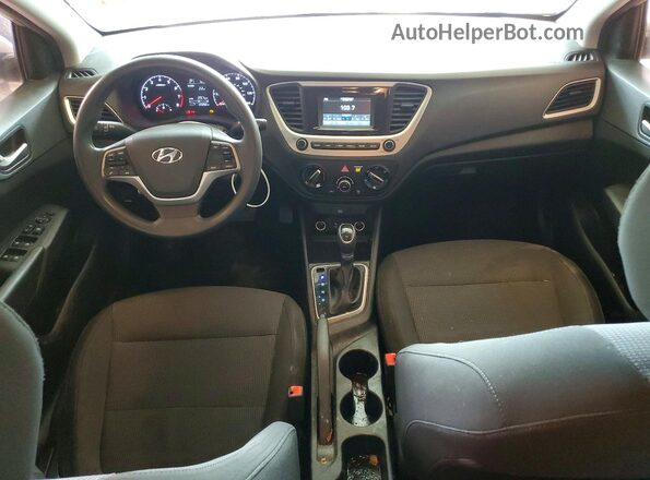 3KPC24A34JE015312 2018 HYUNDAI ACCENT Beige Вид щитка приладів