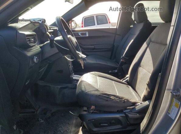 1FM5K8AB4MGA65652 2021 FORD EXPLORER Silver Widok deski rozdzielczej