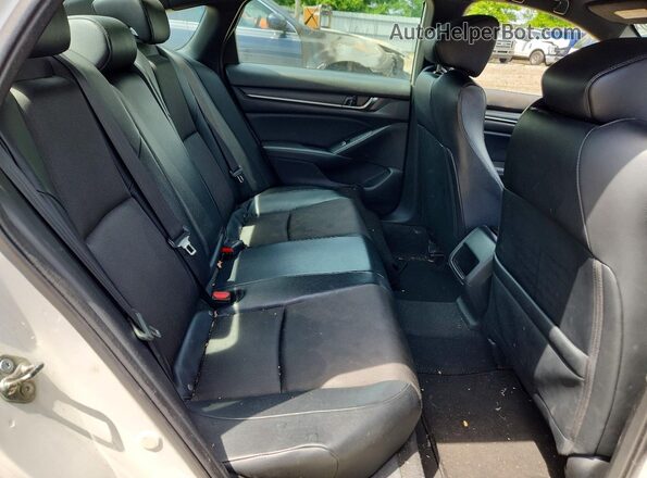 1HGCV1F34JA267242 2018 HONDA ACCORD White 