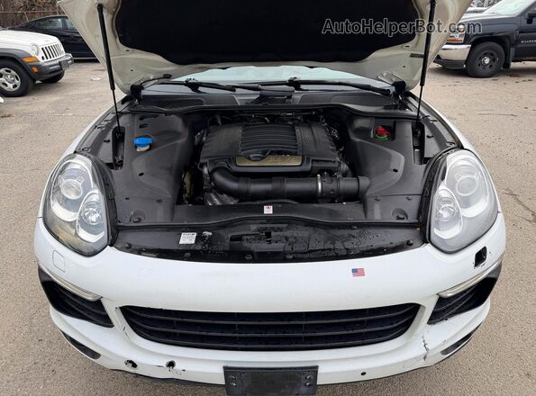 WP1AA2A21JKA02261 2018 PORSCHE CAYENNE White Вид панелі приладів